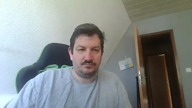 Golffahrer1982 Show Webcam