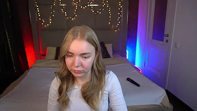 EmilySunshineS: απευθείας συνομιλία ΧΧΧ