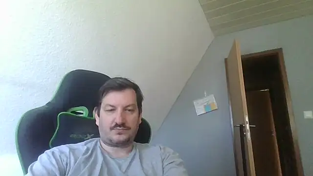 Golffahrer1982 Webcam show