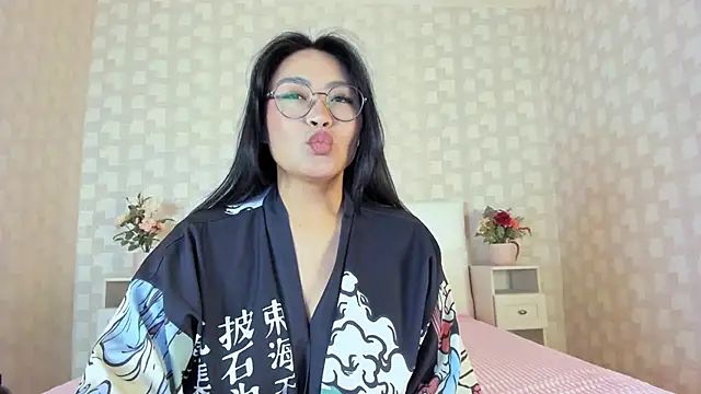 NatsumiHunのライブXXXチャット
