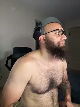 MastaWolfy live XXX chat