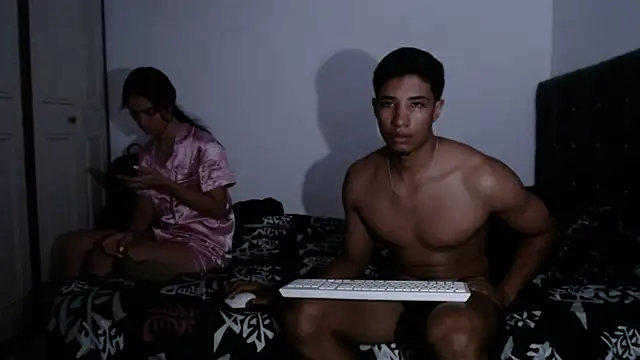 JacksonCooper1 – Naživo XXX chat