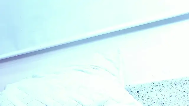 crystal_sm Live XXX-Chat