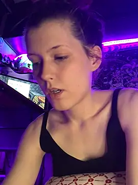 Lilactease's Webcam Show