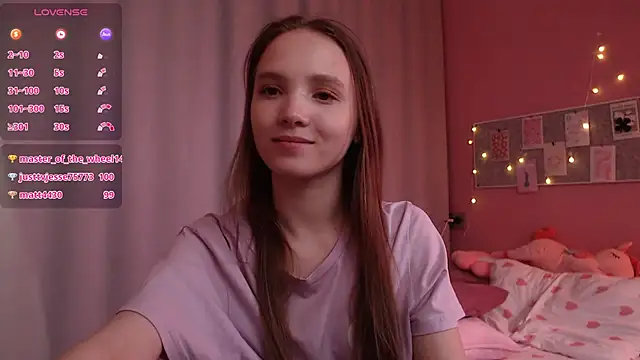 Živý XXX chat Adria_Arjona