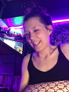Lilactease Show in webcam