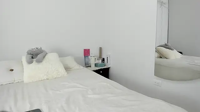 AlexaStormm live XXX chat