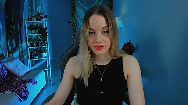 VireliaMoonfall Adlı Modelin Canlı XXX Sohbeti