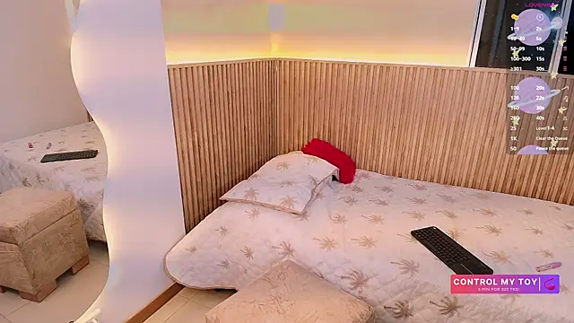 Živý XXX chat _MeganRain