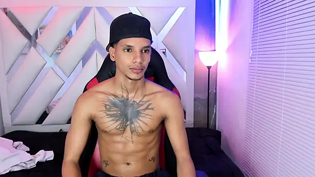 Show Webcam de kai_storm77