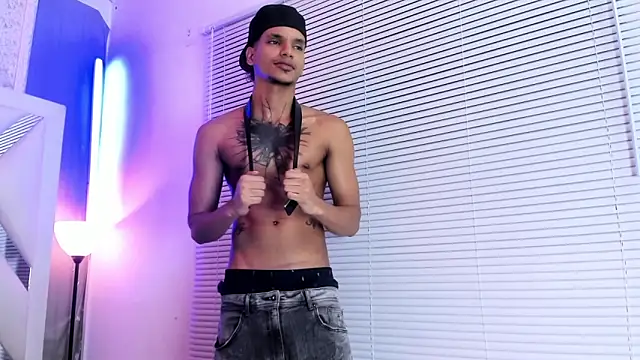 kai_storm77 – Naživo XXX chat