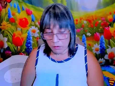 indianroxy Live XXX-chat