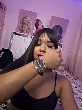 Geralllll Adlı Modelin Canlı XXX Sohbeti