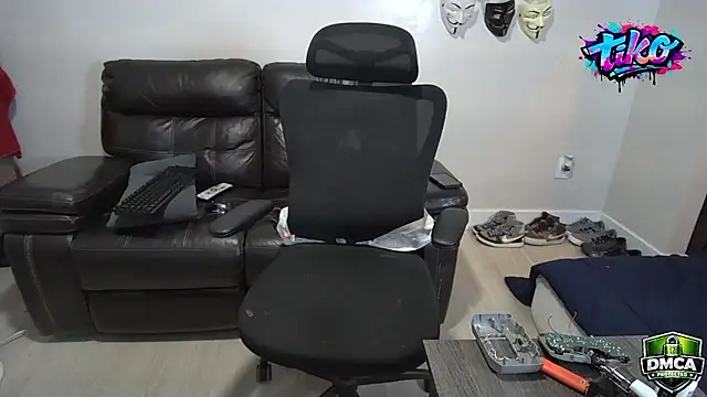 Zander823 Live XXX Chat