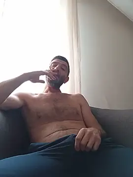 Alexdaniel89 在線直播表演