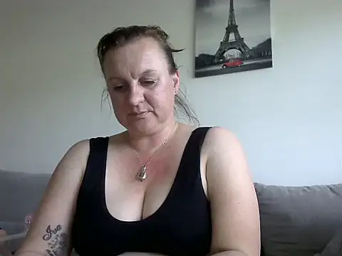 Živý XXX chat HotPussy785