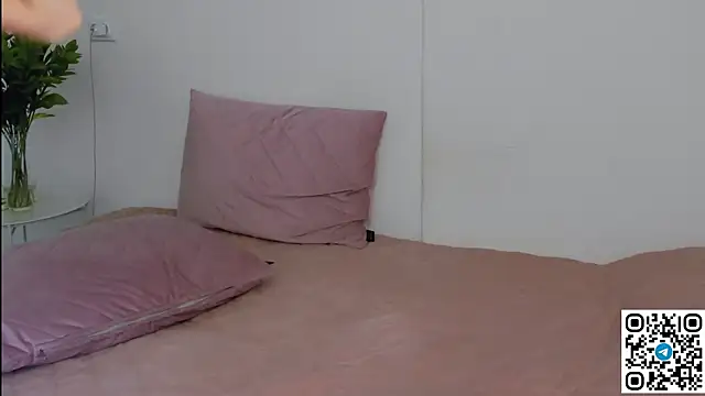 SelenaRousey's Live XXX Chat