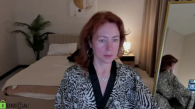 Chat +18 de LeticiaRomano ao vivo