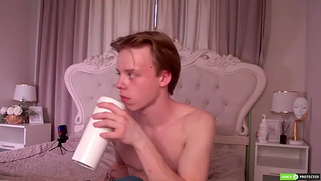 SimonWarner's Webcam Show