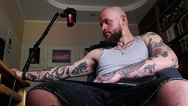 Вебкам-шоу FindomJason