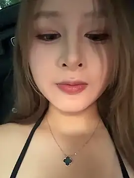 yuki_june's Live XXX Chat