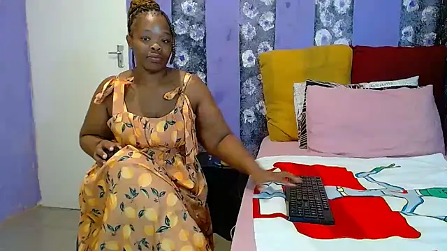Chat +18 de Bigboobsbooty ao vivo