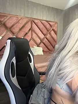 Chat XXX ao vivo de lya_nekko_