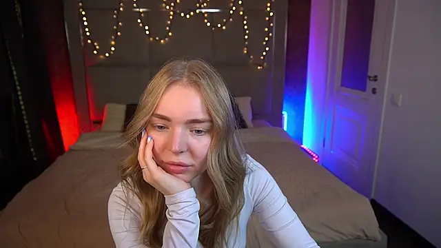 EmilySunshineS' Live XXX Chat