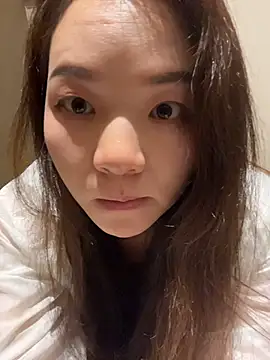 xiaochengzi505のライブXXXチャット