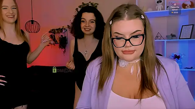 doll_vey Adlı Modelin Canlı XXX Sohbeti