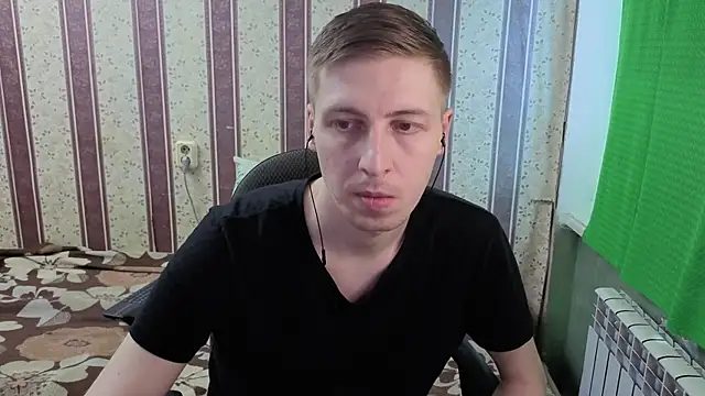 Darien_Brown: онлайн-секс-чат