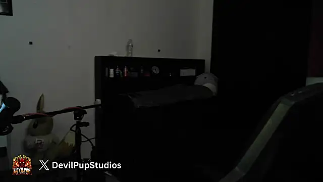 Chat XXX en directo de DevilPup75_