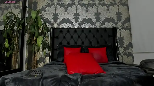 Pamela_di_angelo's Webcam Show