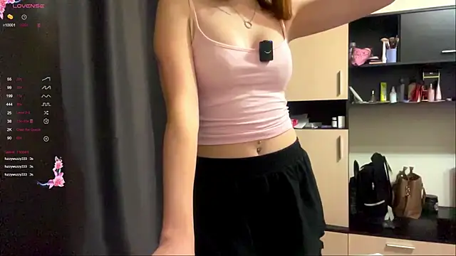 AquilineOrites' Live XXX Chat