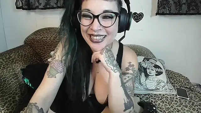 Missy-Dee: онлайн-секс-чат