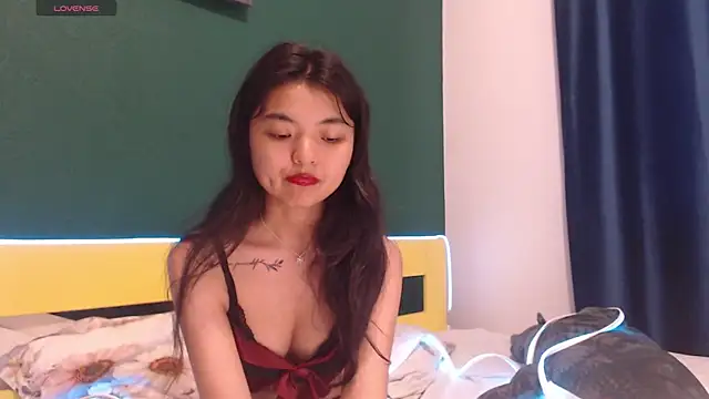Shy_Kira – Live XXX-chat