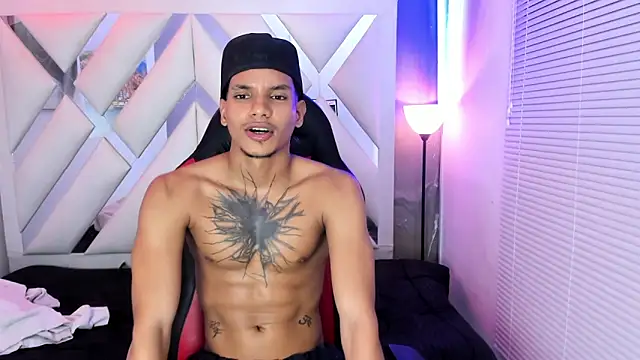 kai_storm77 লাইভ XXX চ্যাট