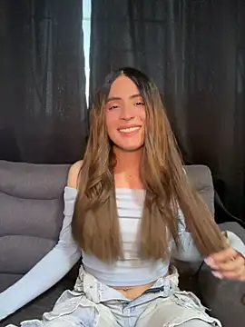 Lottus_fire Show in webcam