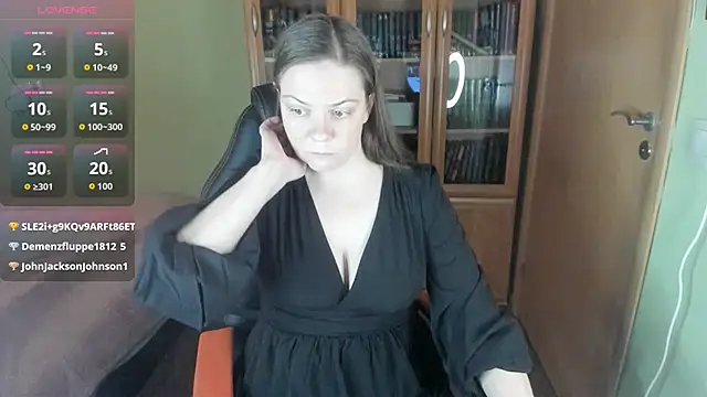 MiaLores – webcam-show