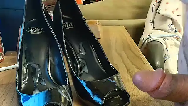 bigwurn 网络视讯表演