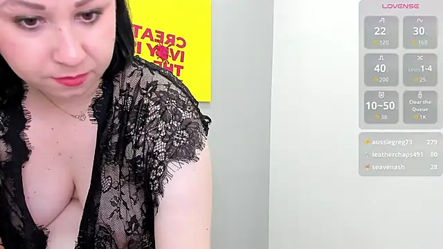 Iron_Ladyy Adlı Modelin Canlı XXX Sohbeti