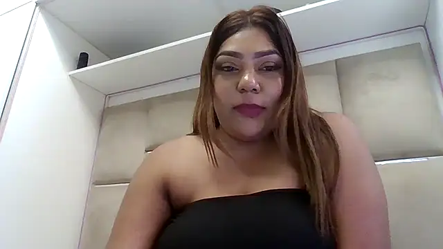 Spicy_Wet_Indian_Mummy's Live XXX Chat