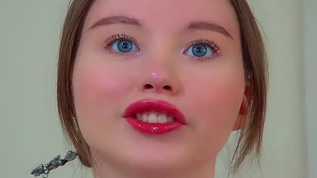 Živý XXX chat KeiraAsti