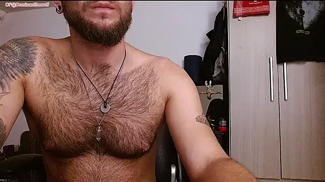 DominanThewolff's Live XXX Chat