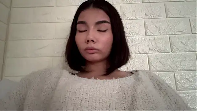 Chat +18 de MarylnMonnier ao vivo