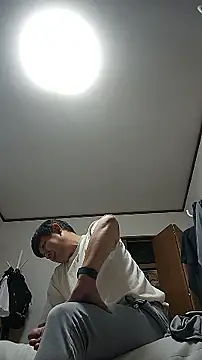 Živý XXX chat 07YUKIO