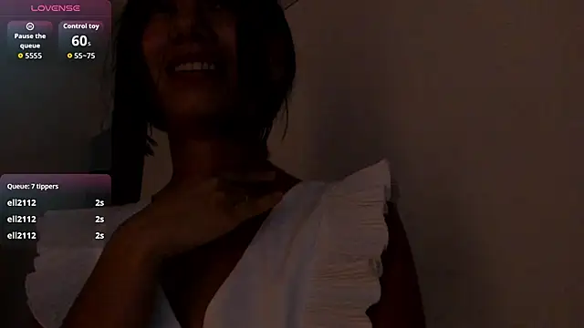 Chat XXX en directo de Emma_collins01