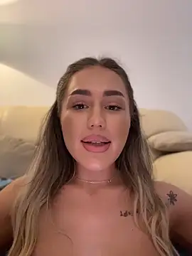 Онлайн чат XXX BarbieDoll13