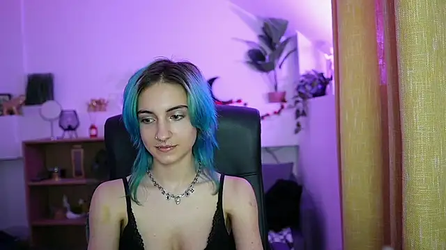 stacy__x3 Adlı Modelin Canlı XXX Sohbeti