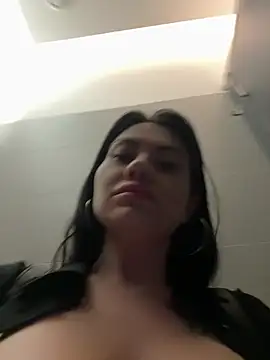 Wet__Bunny Live XXX Chat